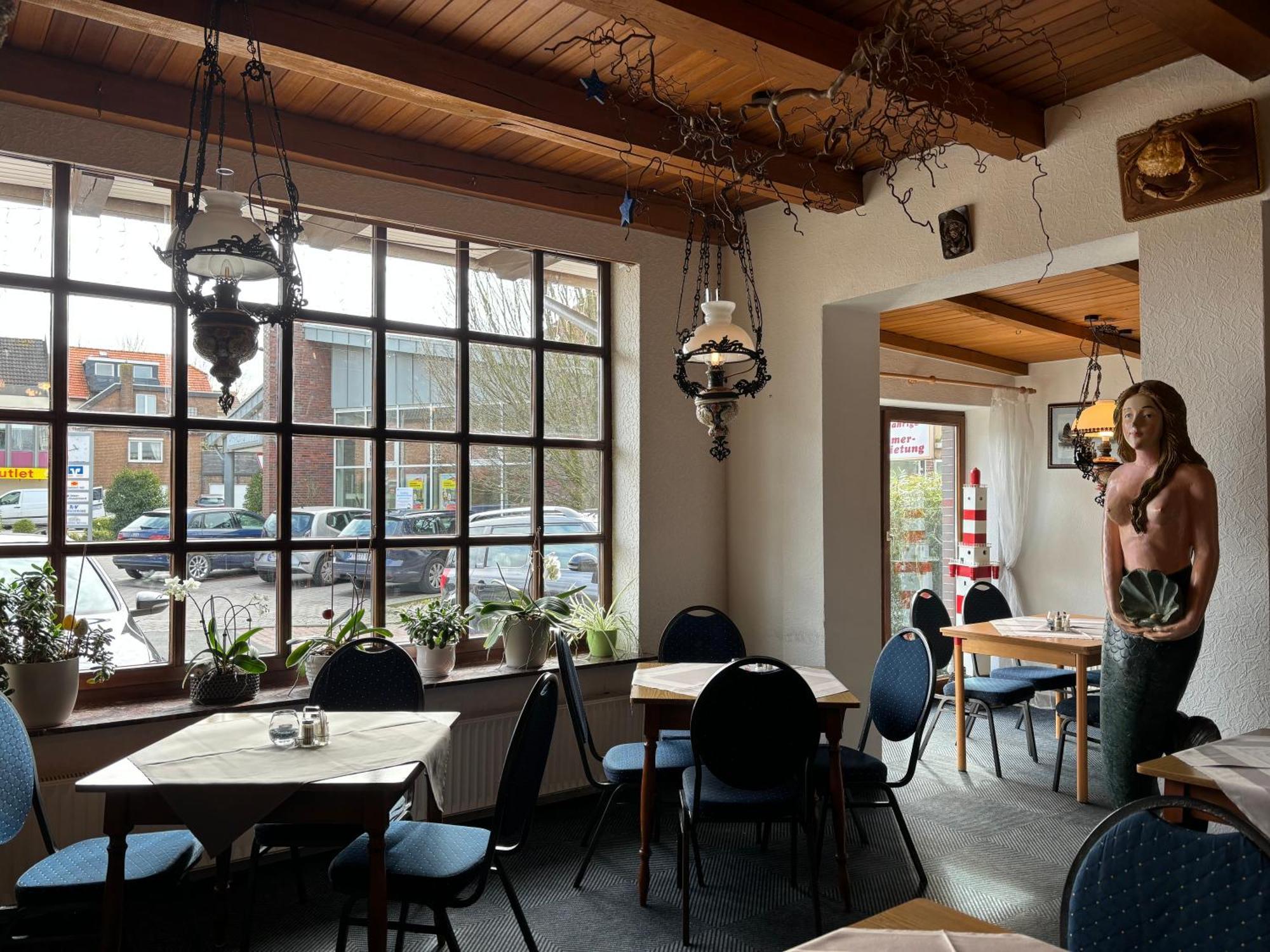Hotel-Restaurant Cafe Caro Каролінензіль Екстер'єр фото